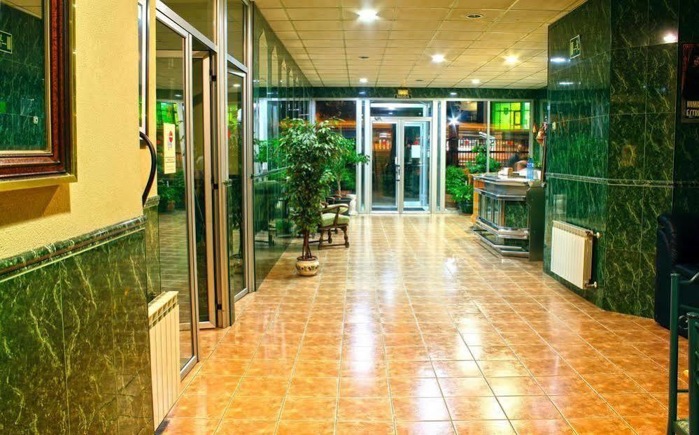 Hostal La Casa De Enfrente Malaga Luaran gambar