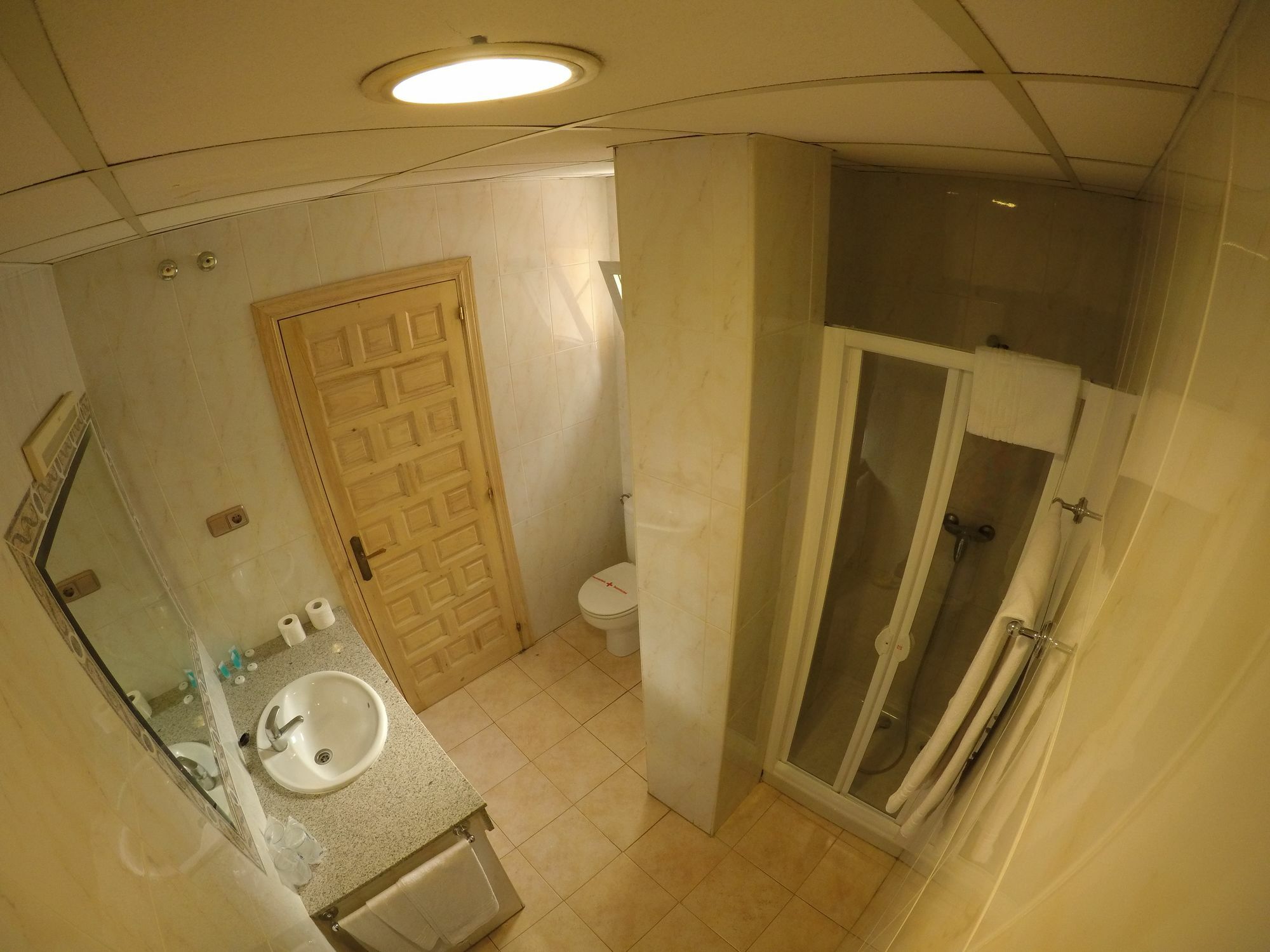 Hostal La Casa De Enfrente Malaga Luaran gambar