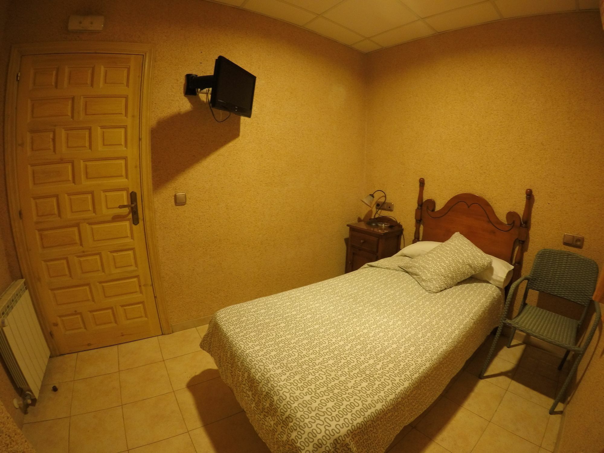 Hostal La Casa De Enfrente Malaga Luaran gambar
