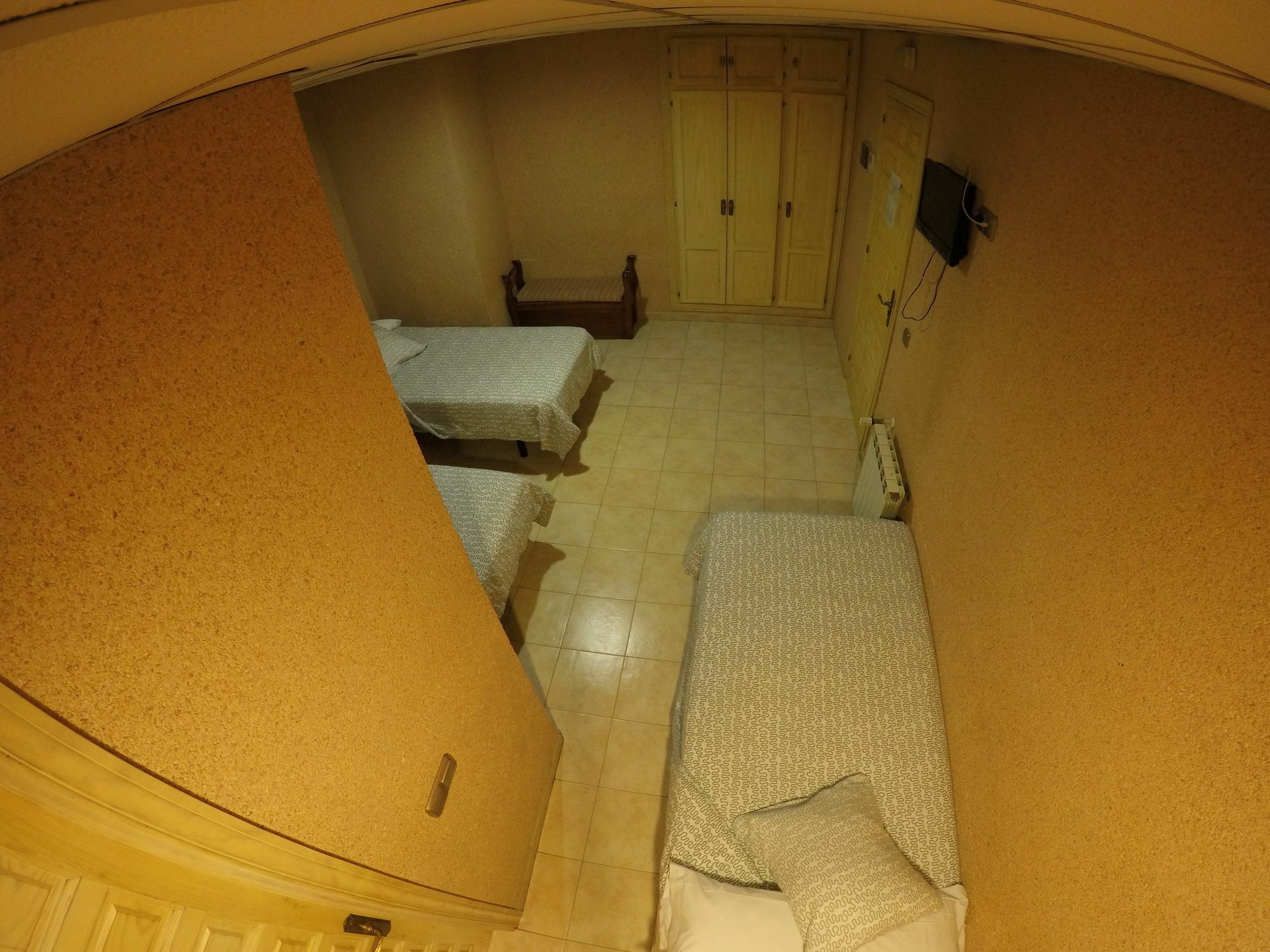 Hostal La Casa De Enfrente Malaga Luaran gambar